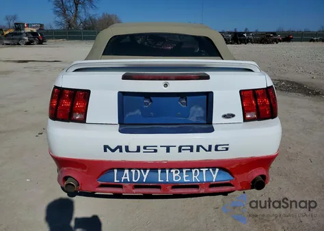 2000 Ford Mustang из США, поврежденный, VIN 1FAFP4447YF205307